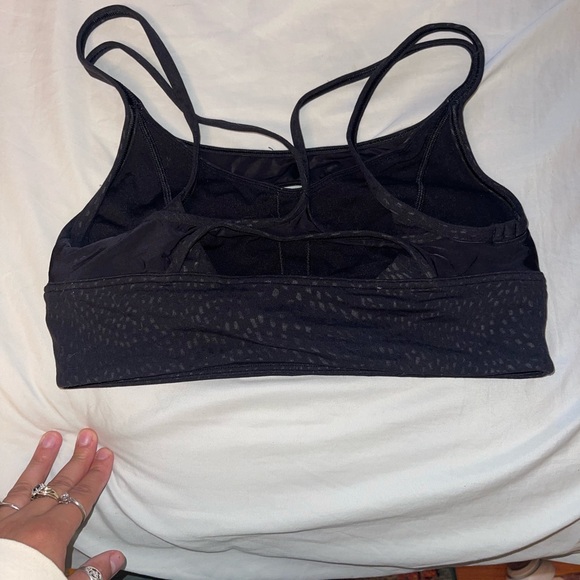 Two lulu bras unsure of the name - Picture 5 of 5